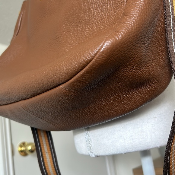 Prada Vitello Daino Hobo Camel - Picture 10 of 11